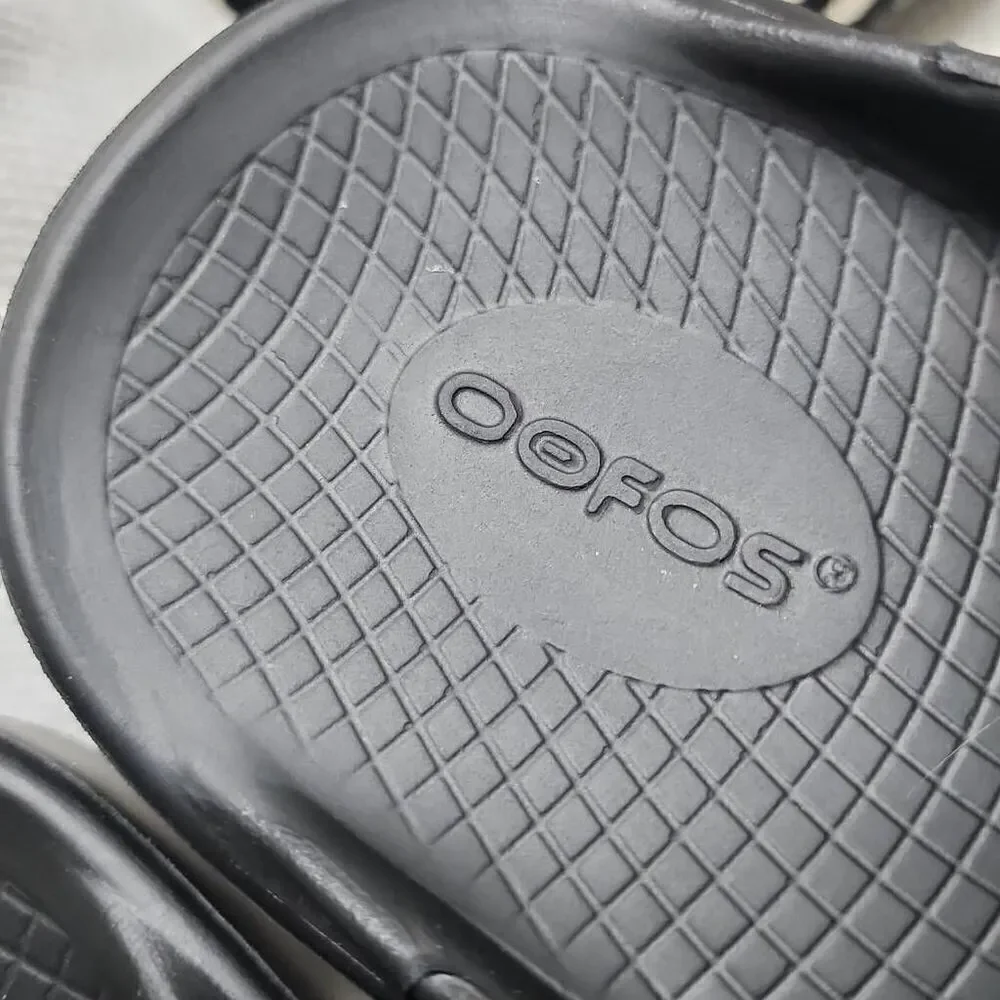 Oofos Men's OOriginal Sport Sandal - Graphite Size M10 W12